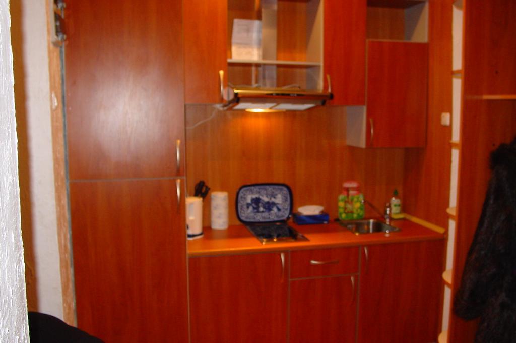 Apartement Kruglouniversitetska 2/1 Kiev Buitenkant foto