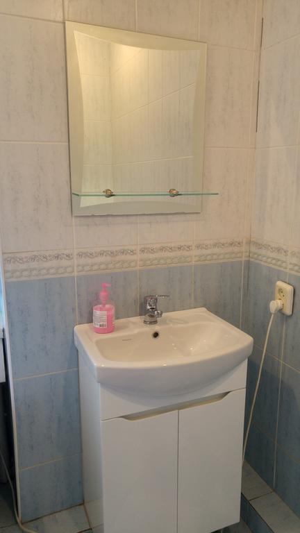 Apartement Kruglouniversitetska 2/1 Kiev Buitenkant foto