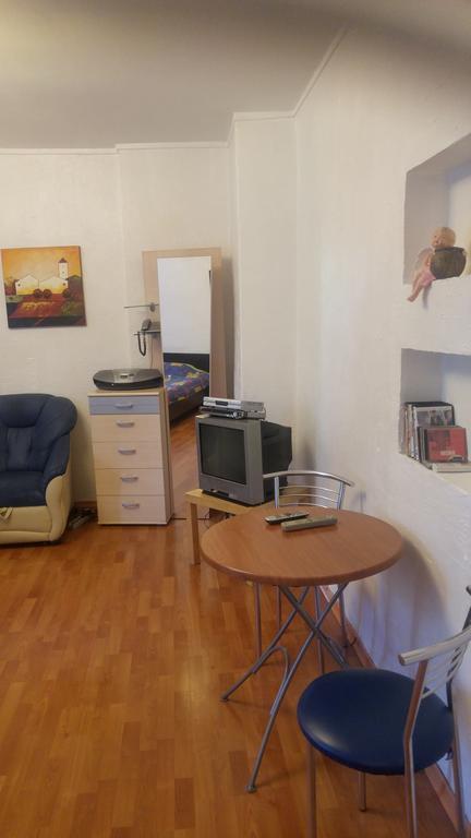 Apartement Kruglouniversitetska 2/1 Kiev Kamer foto
